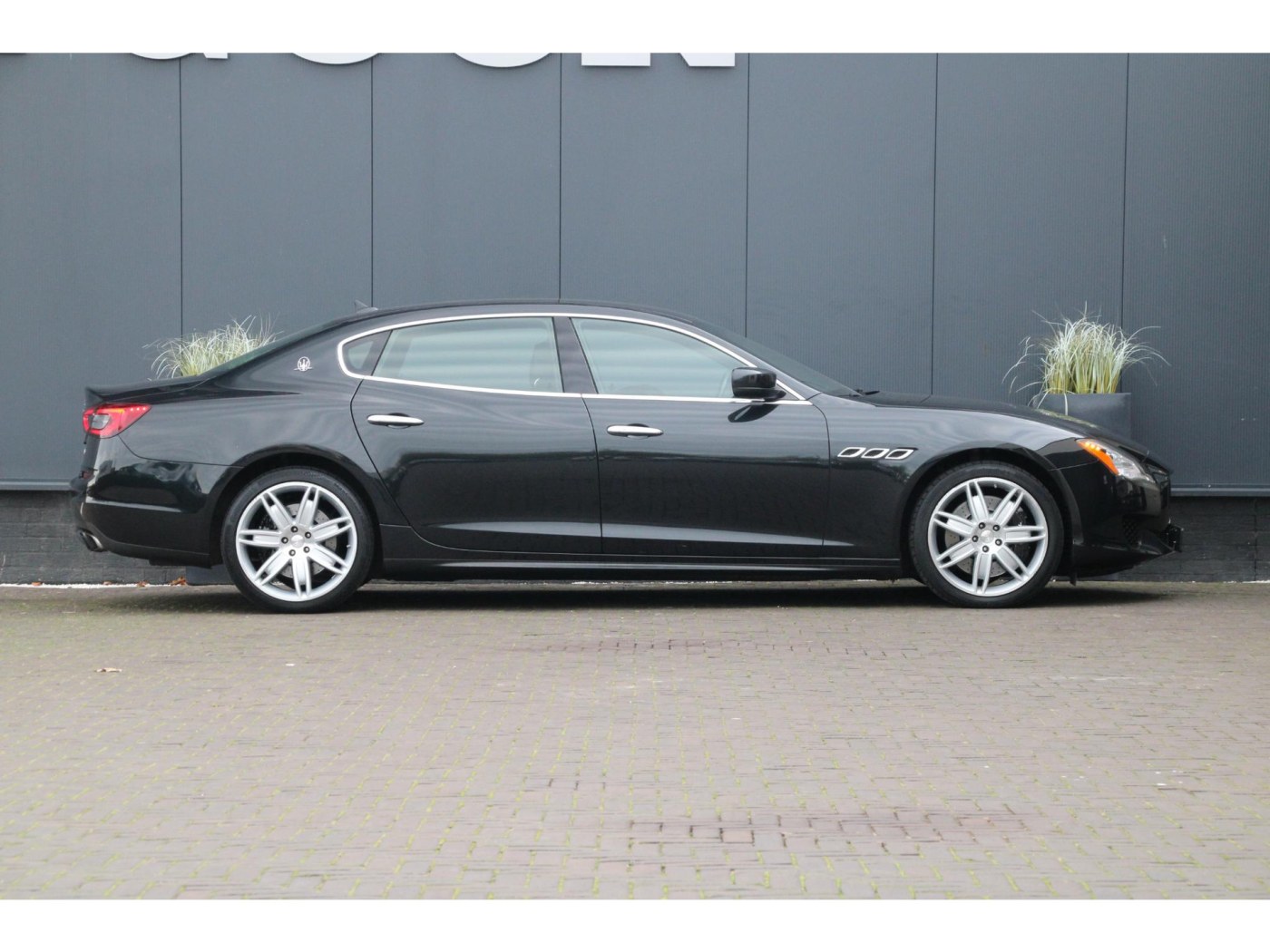 Maserati Quattroporte 3.8 V8 GTS — foto 4 van 48