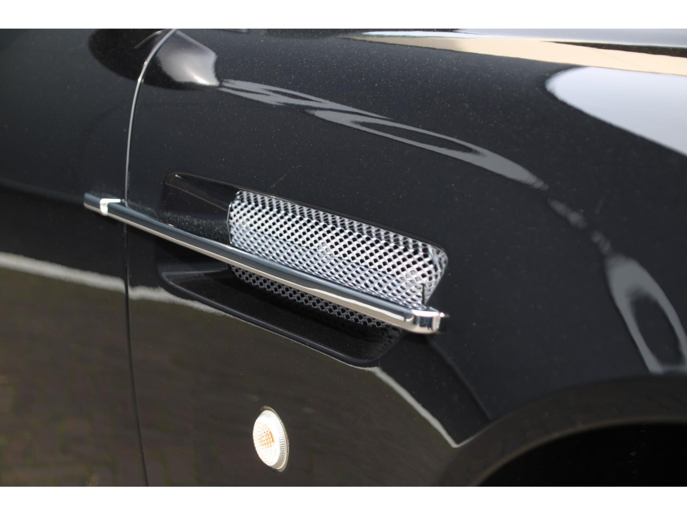 Aston Martin DB9 V12 Touchtronic — foto 14 van 39