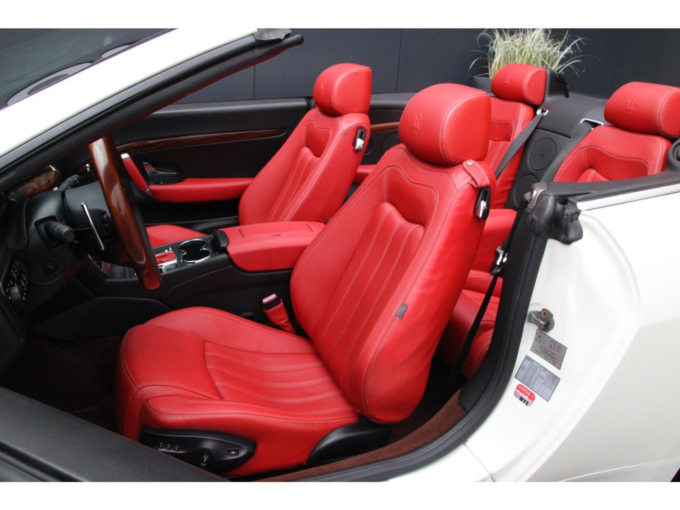 Maserati GranCabrio 4.7 | Youngtimer | BTW-auto | Lage fiscale waarde | — foto 4 van 34