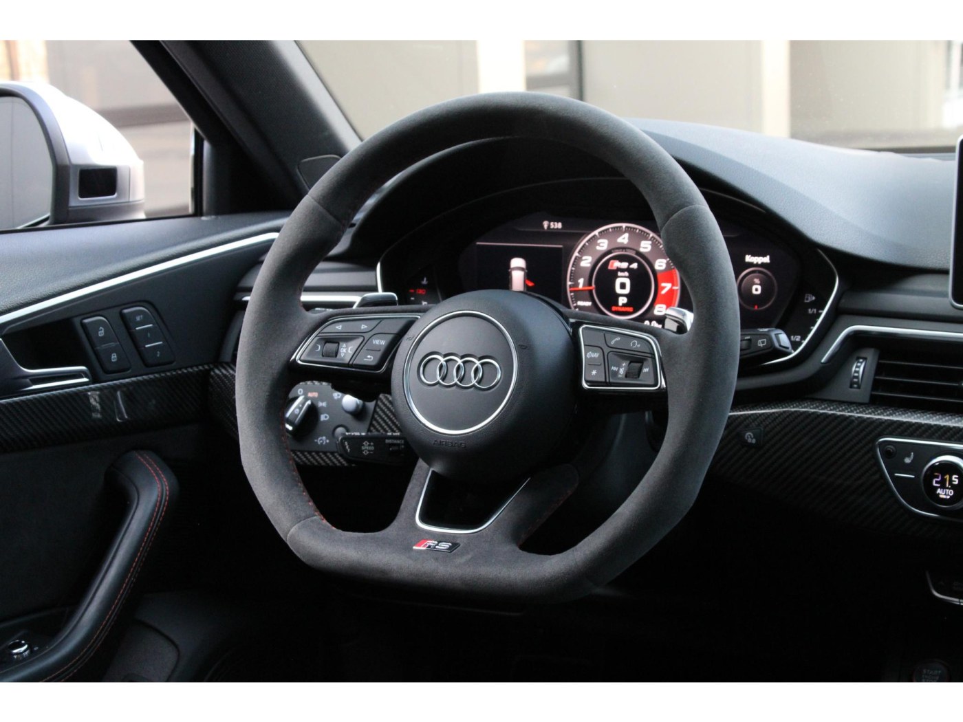 Audi RS4 Avant 2.9 TFSI quattro — foto 56 van 67
