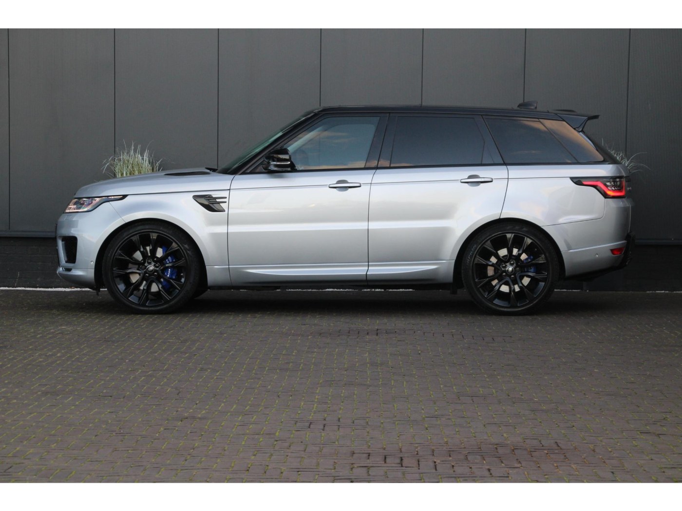 Land Rover Range Rover Sport 3.0 P400 HST — foto 6 van 72
