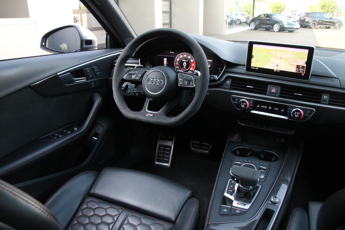 Audi RS4 Avant 2.9 TFSI quattro — foto 3 van 67