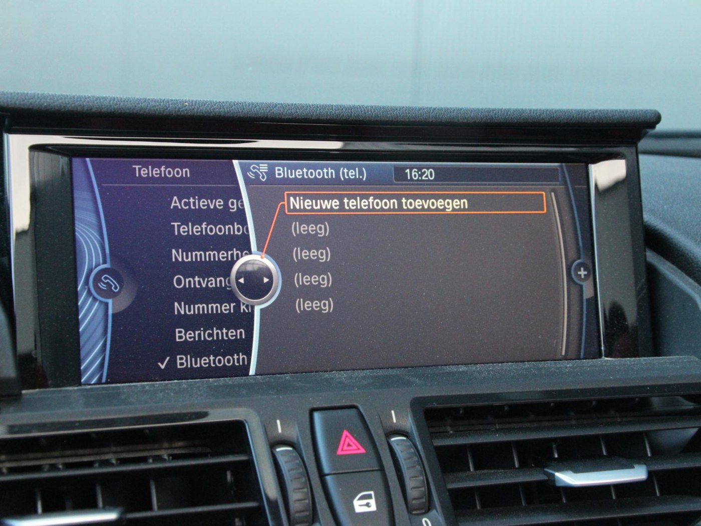 BMW Z4 Roadster sDrive28i High Executive — foto 31 van 34