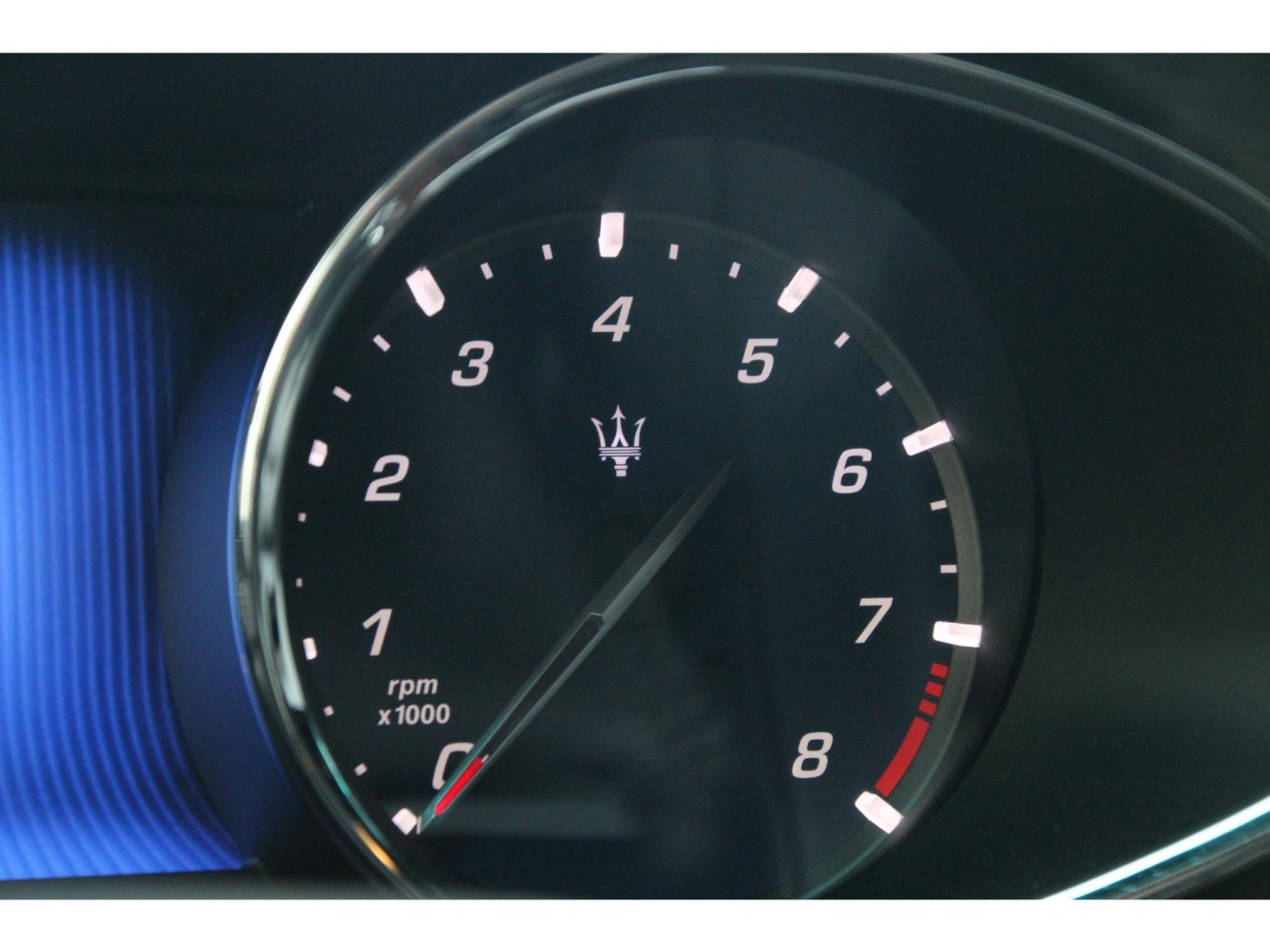 Maserati Quattroporte 3.8 V8 GTS — foto 44 van 48