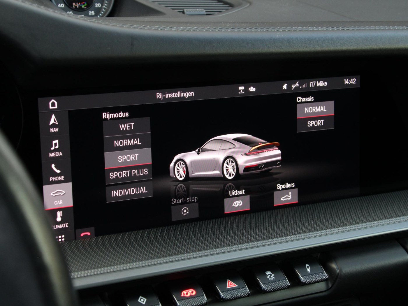 Porsche 911 Carrera 4S 992 — foto 40 van 51