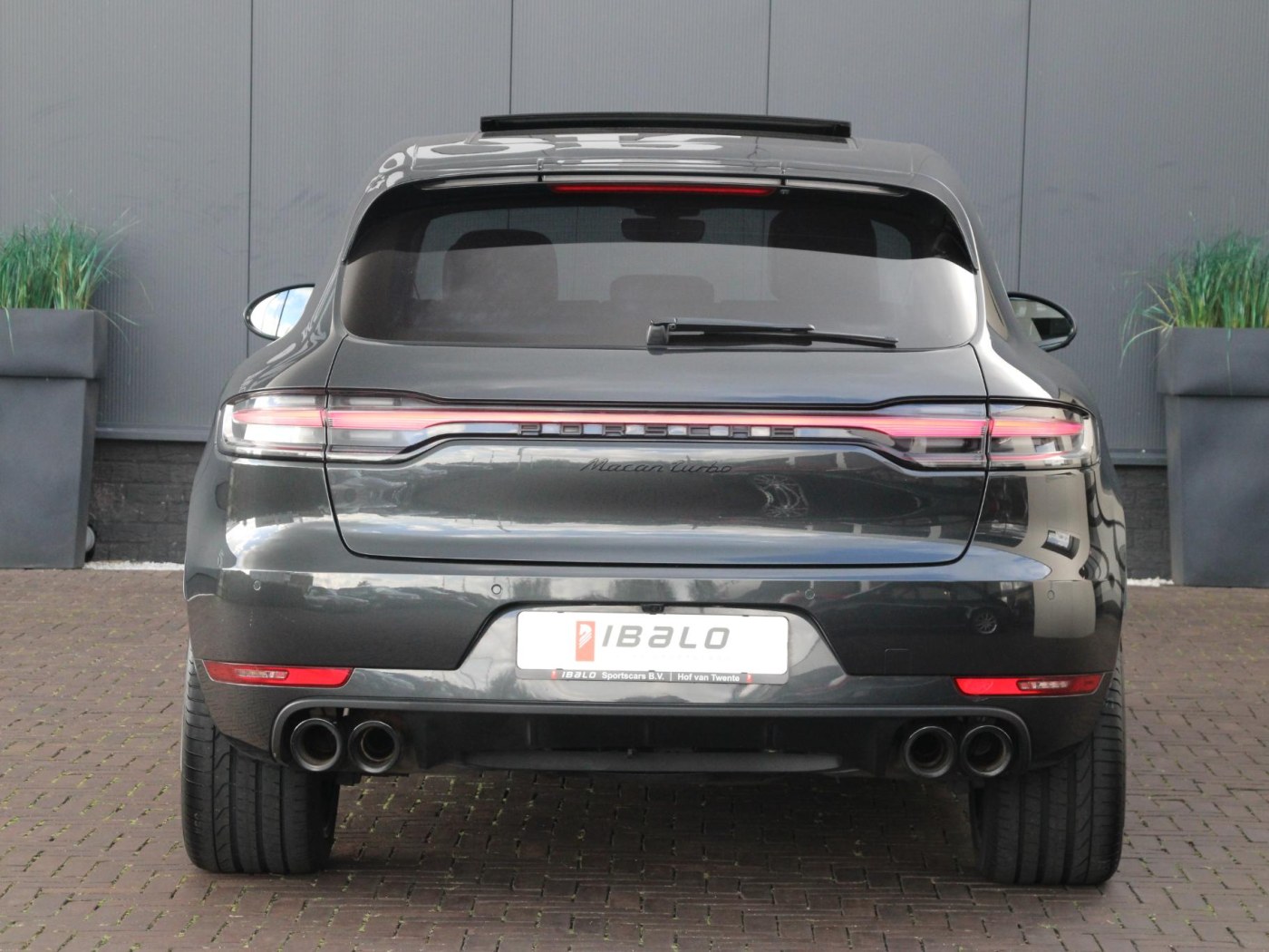 Porsche Macan 2.9 Turbo — foto 31 van 73