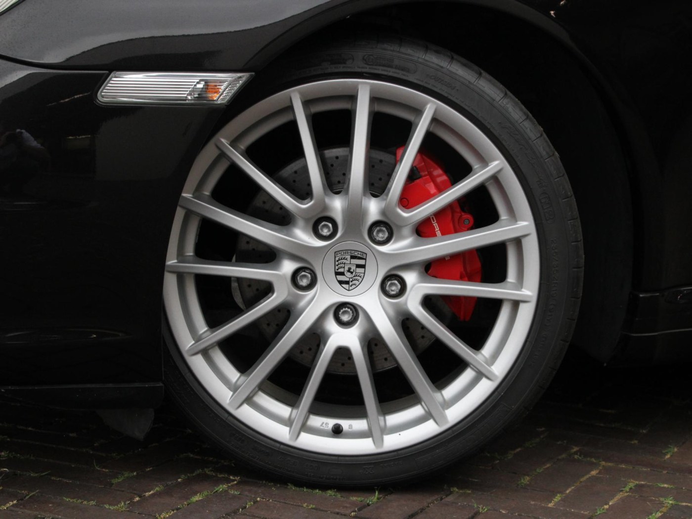 Porsche 911 3.8 Carrera 4S (997) — foto 8 van 47