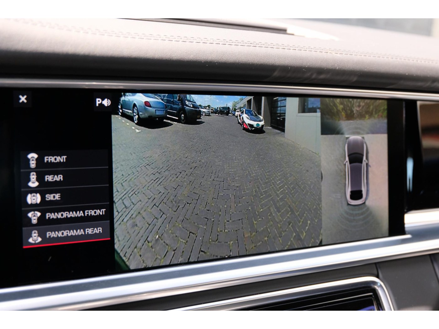 Porsche Panamera 4 Sport Turismo | 2.9 V6 Bi-Turbo 330 pk | Luchtvering | Sport Chrono | Adapt. Sportstoelen | — foto 40 van 48