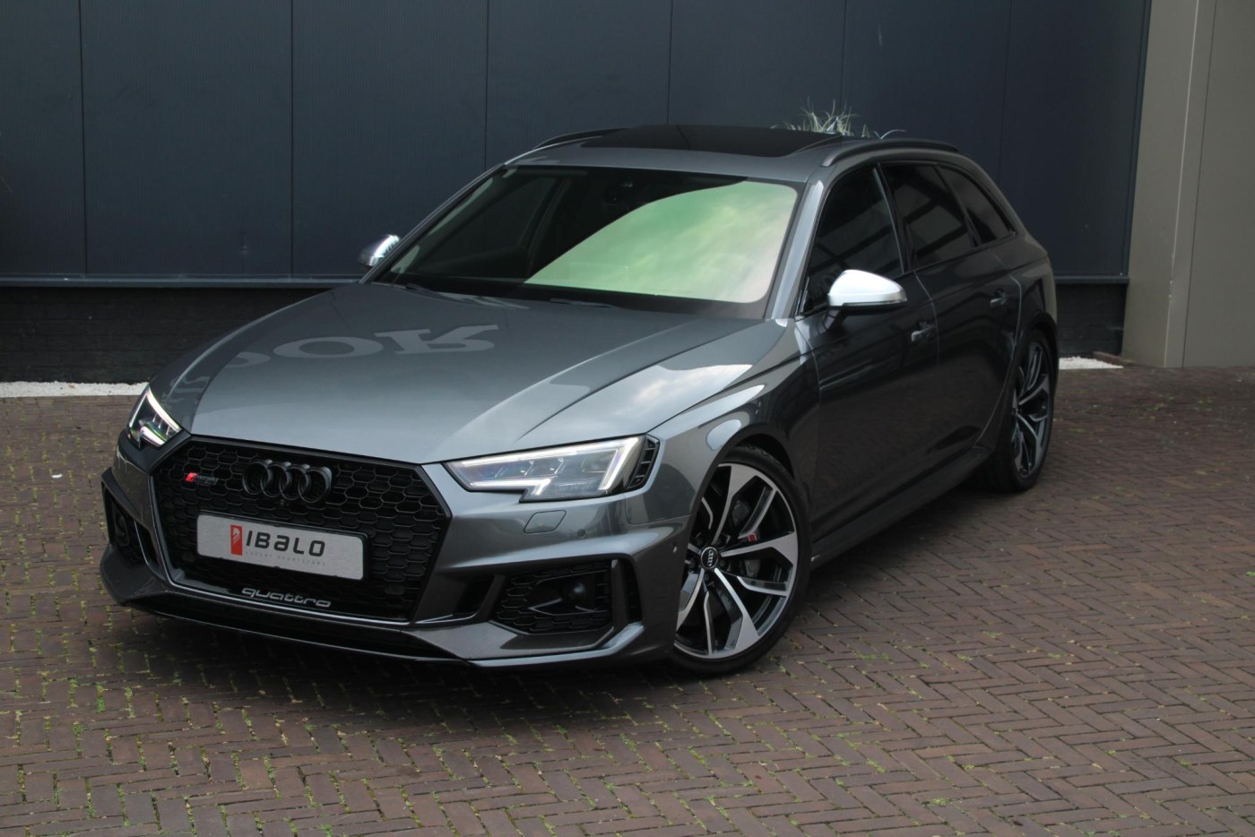 Audi RS4 Avant 2.9 TFSI quattro — foto 7 van 67