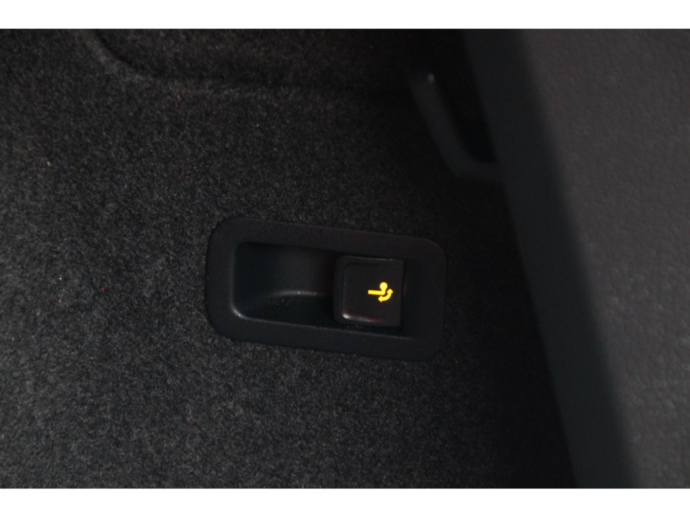 CUPRA Ateca 2.0 TSI 4DRIVE | Trekhaak | BEATS | Pano | — foto 57 van 58