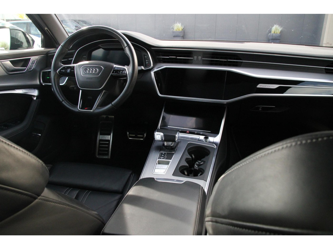 Audi A6 Limousine 55 TFSI e quattro Competition — foto 4 van 22