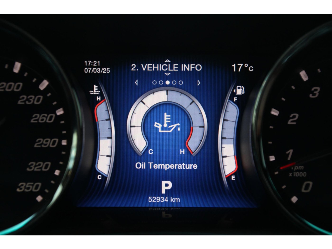 Maserati Quattroporte 3.8 V8 GTS | 530pk |  BTW | Schuifdak | B&W Audio | — foto 5 van 42