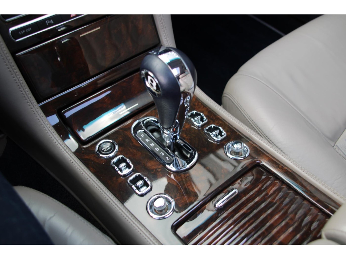 Bentley Arnage T | 456pk | 825Nm | Facelift | Youngtimer | BTW auto | — foto 17 van 44