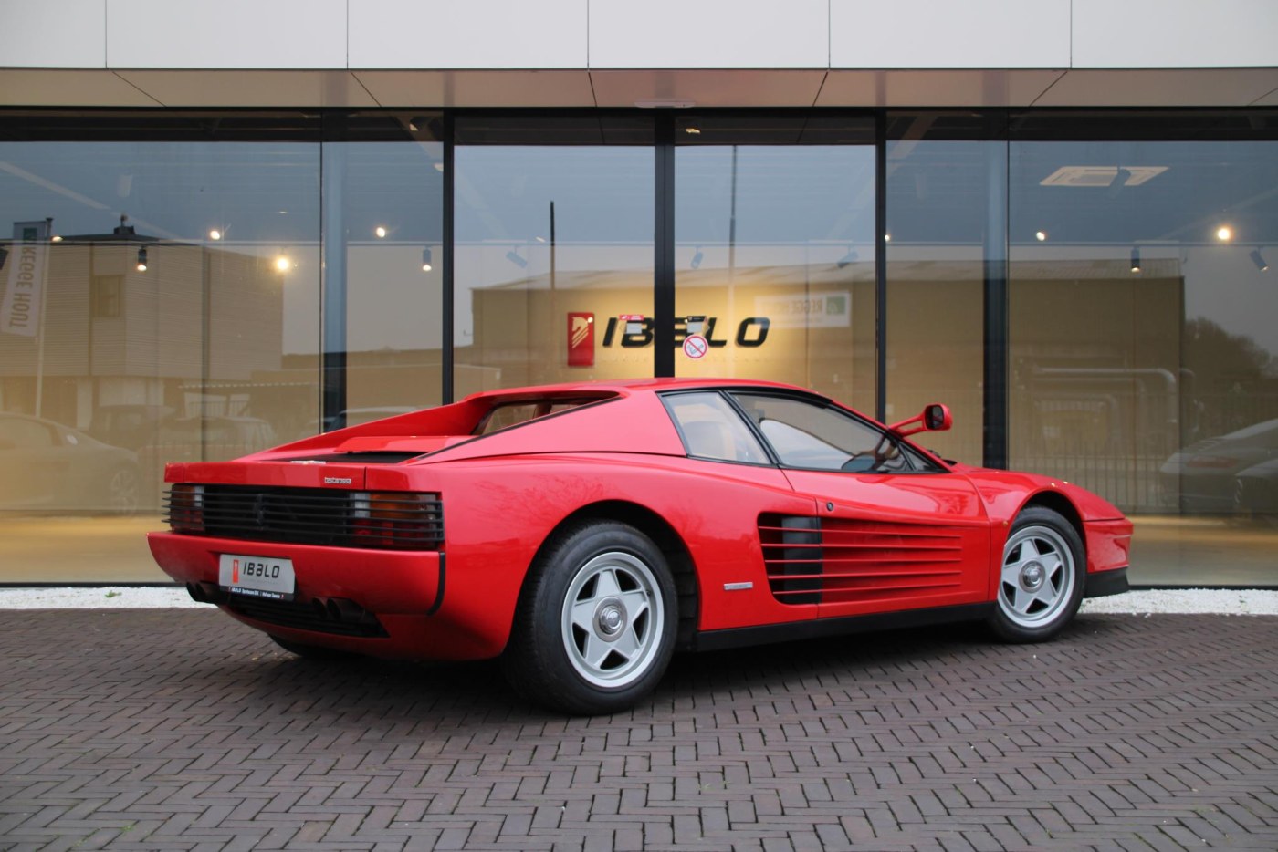 Ferrari Testarossa — foto 2 van 29