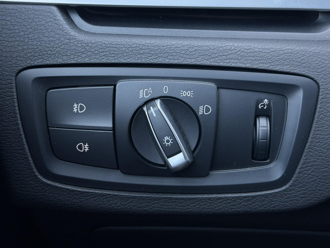 BMW X1 sDrive20i SportLine — foto 38 van 43