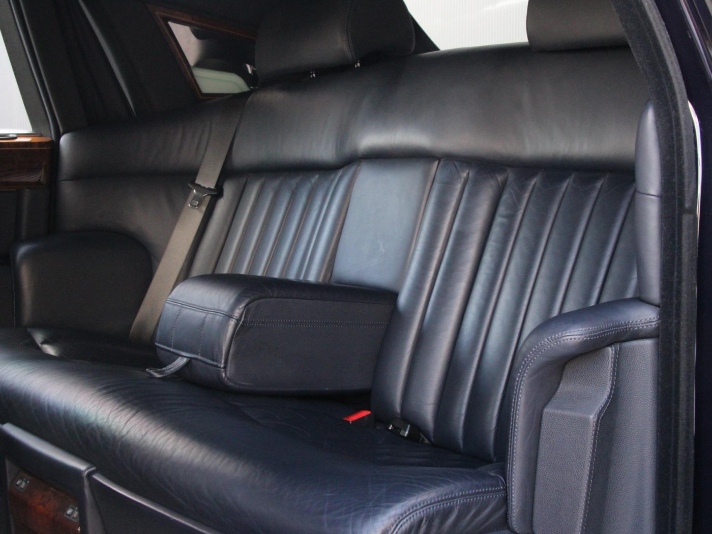 Rolls-Royce Phantom VII 6.75 EWB — foto 48 van 102