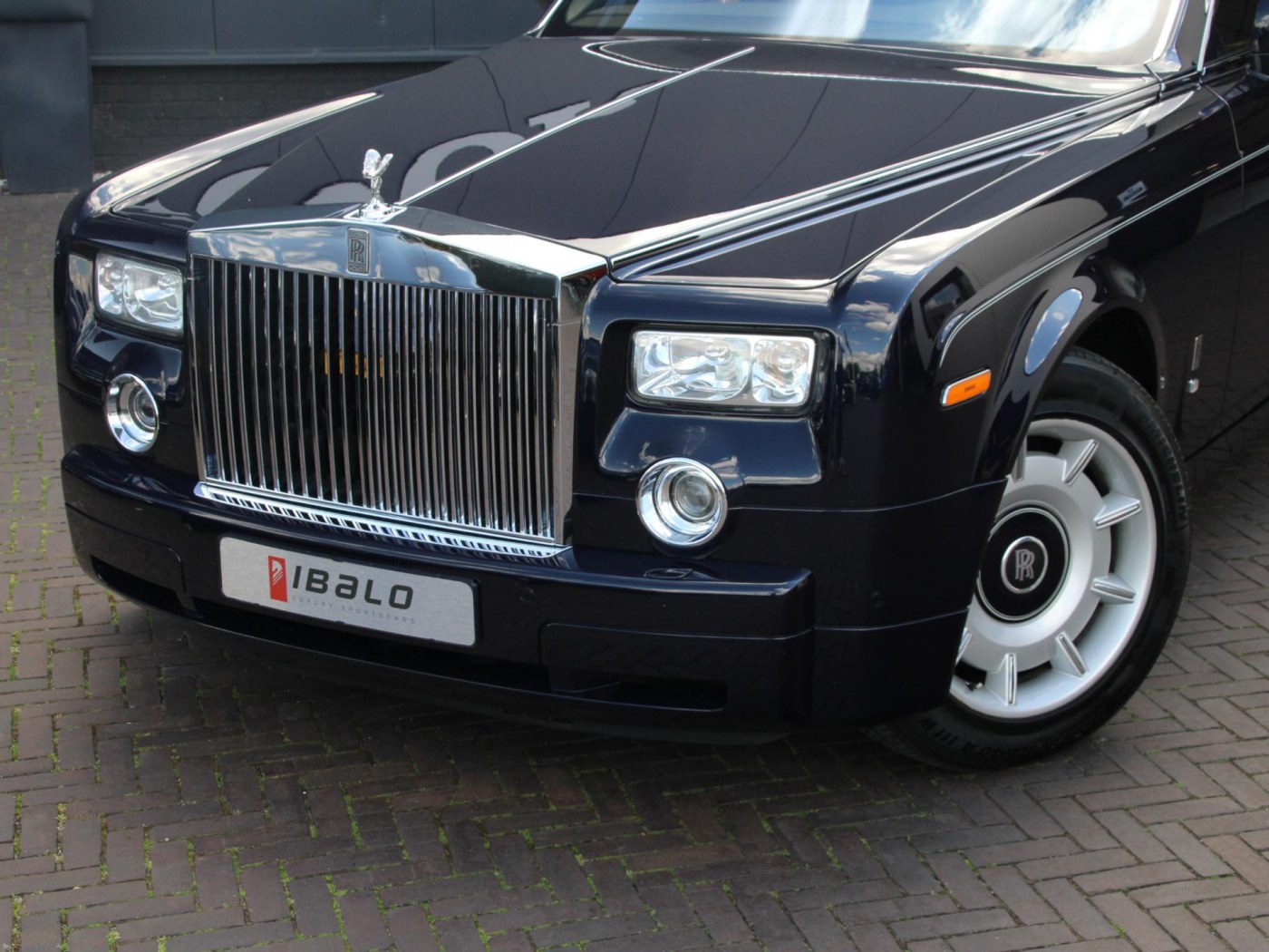 Rolls-Royce Phantom VII 6.75 EWB — foto 27 van 102
