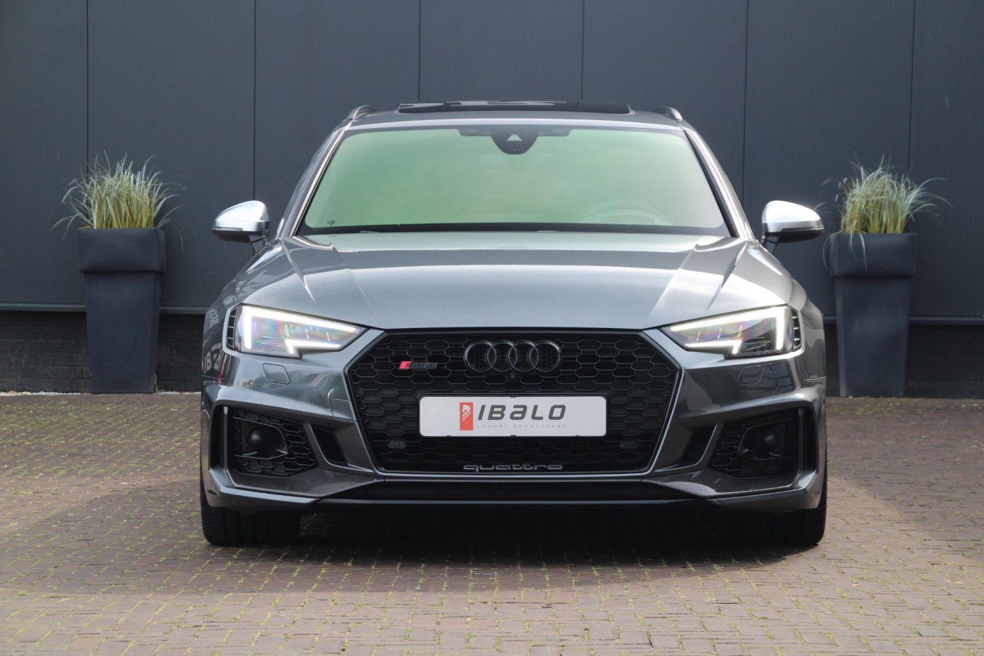 Audi RS4 Avant 2.9 TFSI quattro — foto 12 van 67