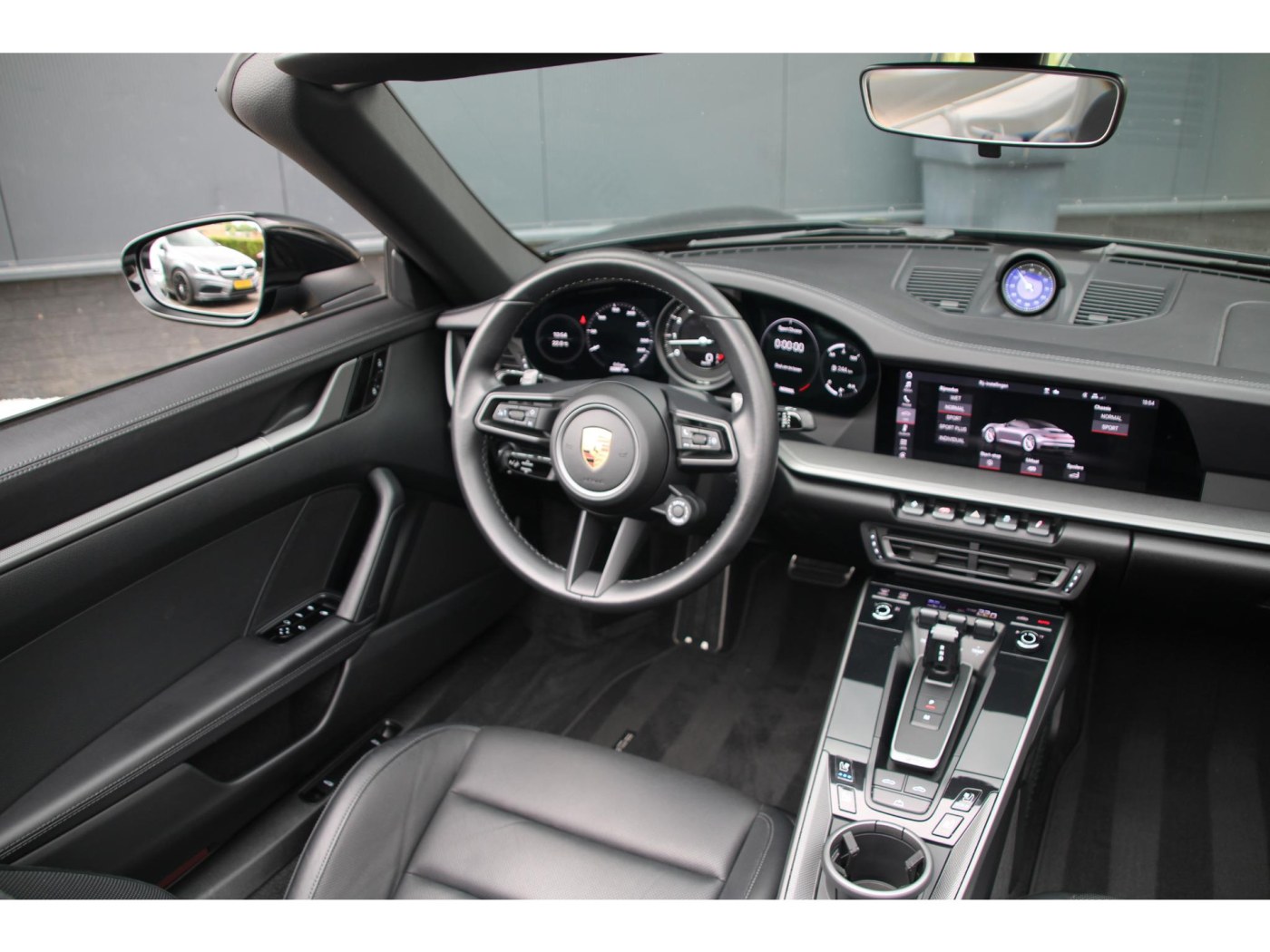 Porsche 911 Carrera S Cabrio (992) 450pk | Sport Chrono | Sportuitlaat | Stoelventilatie | — foto 4 van 88