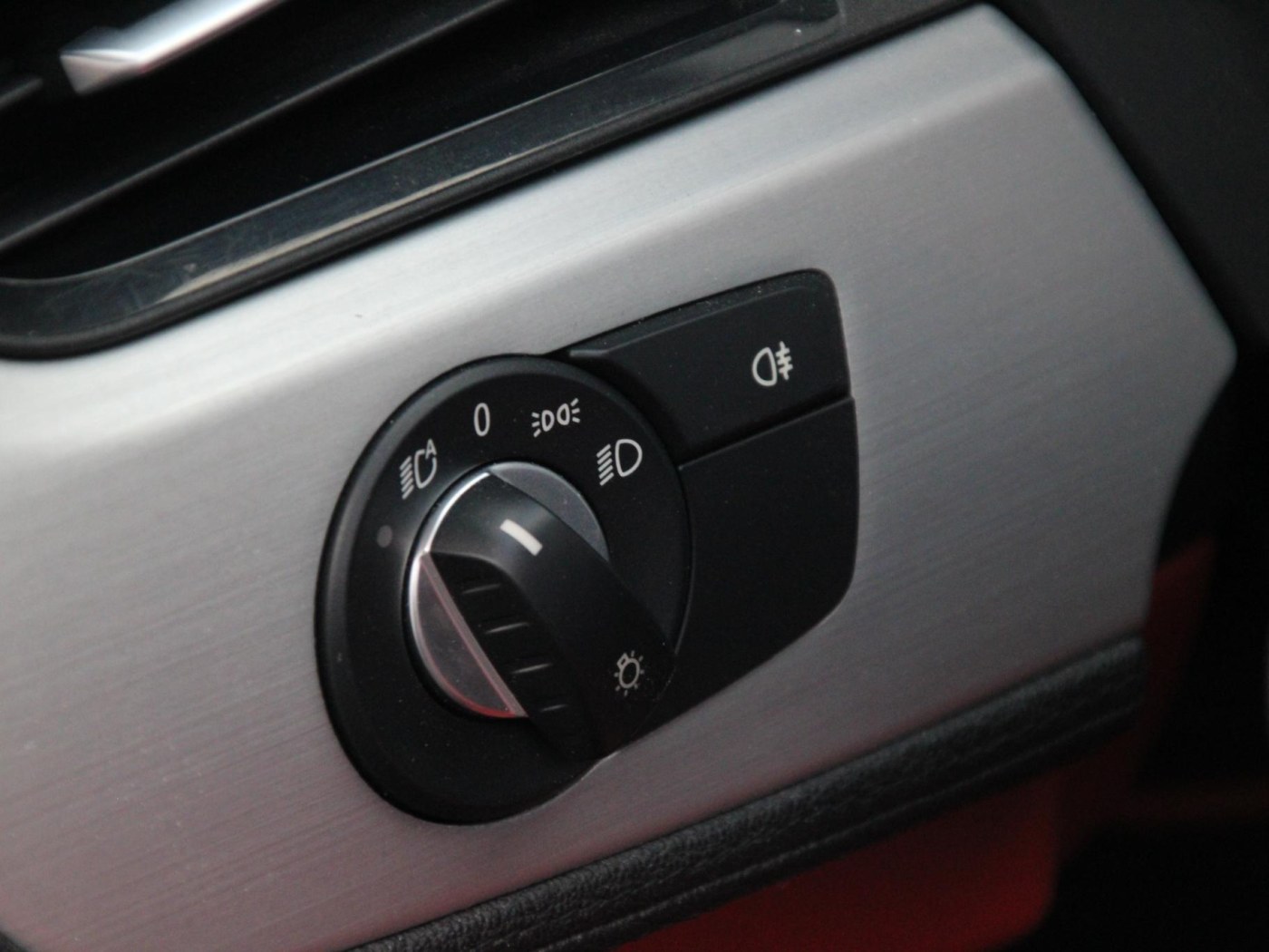 BMW Z4 Roadster sDrive28i High Executive — foto 10 van 34