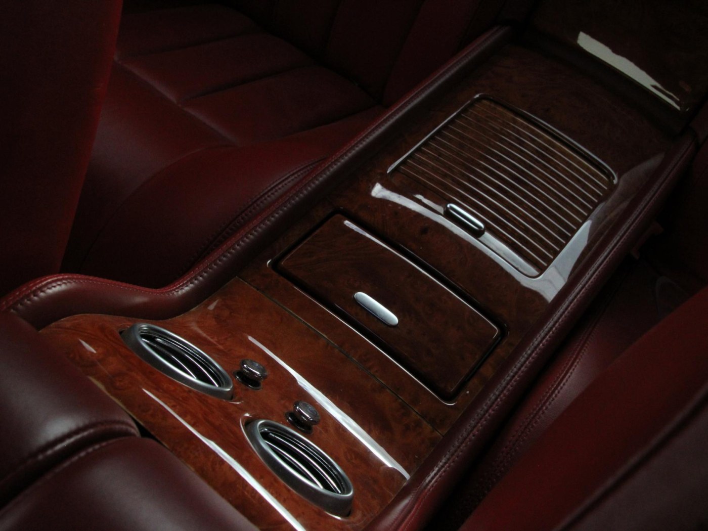 Bentley Continental GT W12 560pk — foto 27 van 30