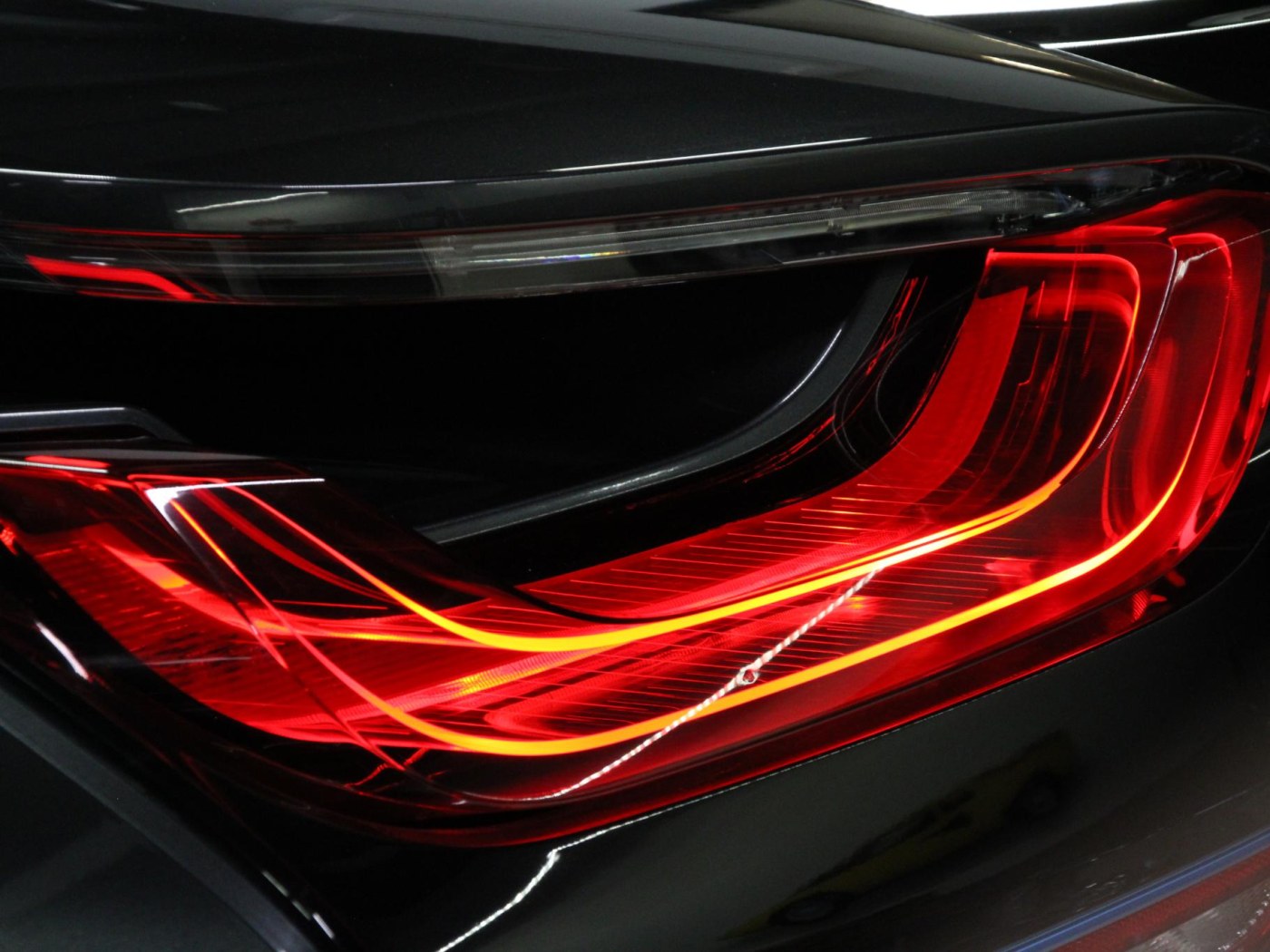 BMW i8 Pure Impulse — foto 8 van 56