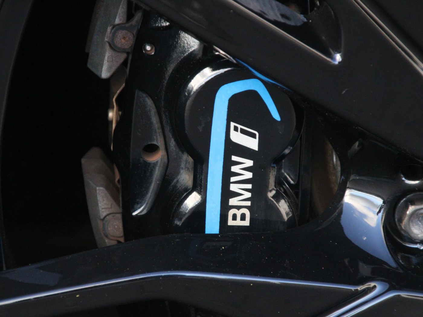BMW i8 Pure Impulse — foto 11 van 56