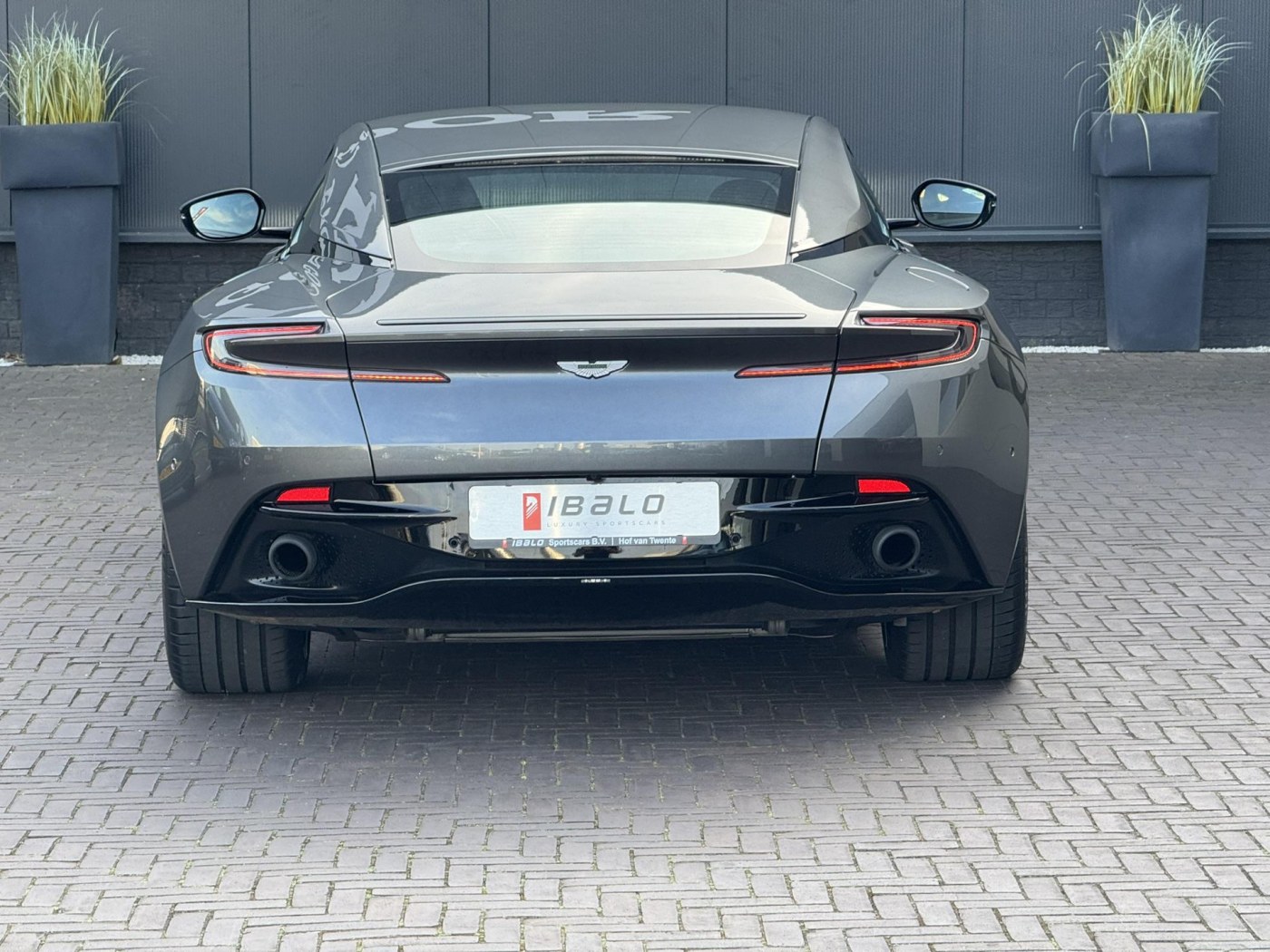 Aston Martin DB11 5.2 V12 | NL-auto | Dealer Onderh | PPF | — foto 32 van 49