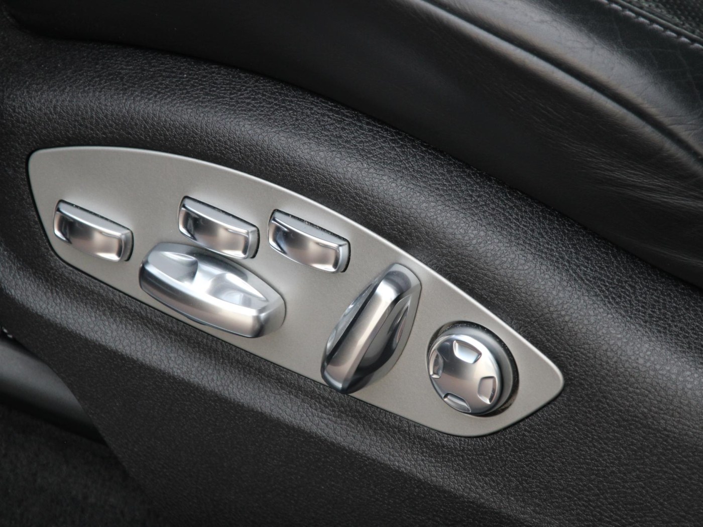 Porsche Macan 2.9 Turbo — foto 6 van 73