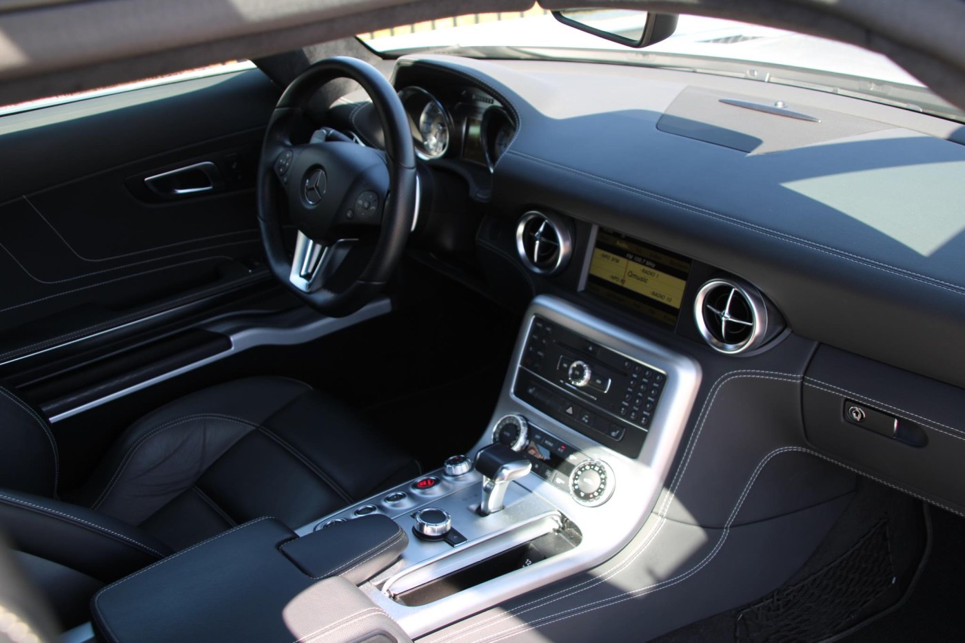 Mercedes-Benz SLS AMG Coupé — foto 40 van 47