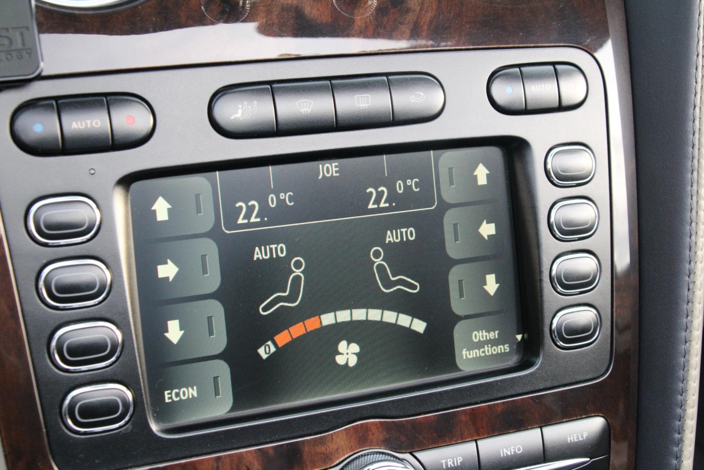 Bentley Continental GTC 6.0 W12 — foto 30 van 47