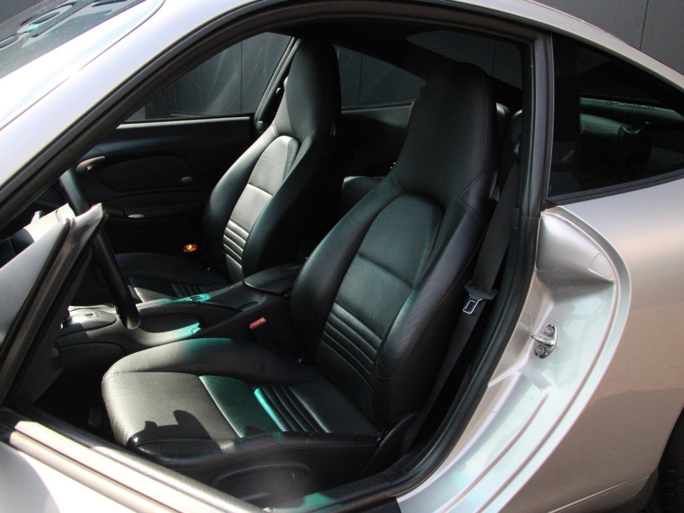 Porsche 911 3.4 Coupé Carrera — foto 6 van 42