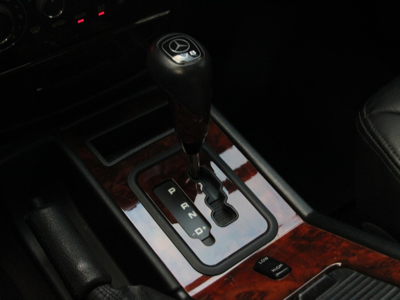 Mercedes-Benz G 500 — foto 32 van 43
