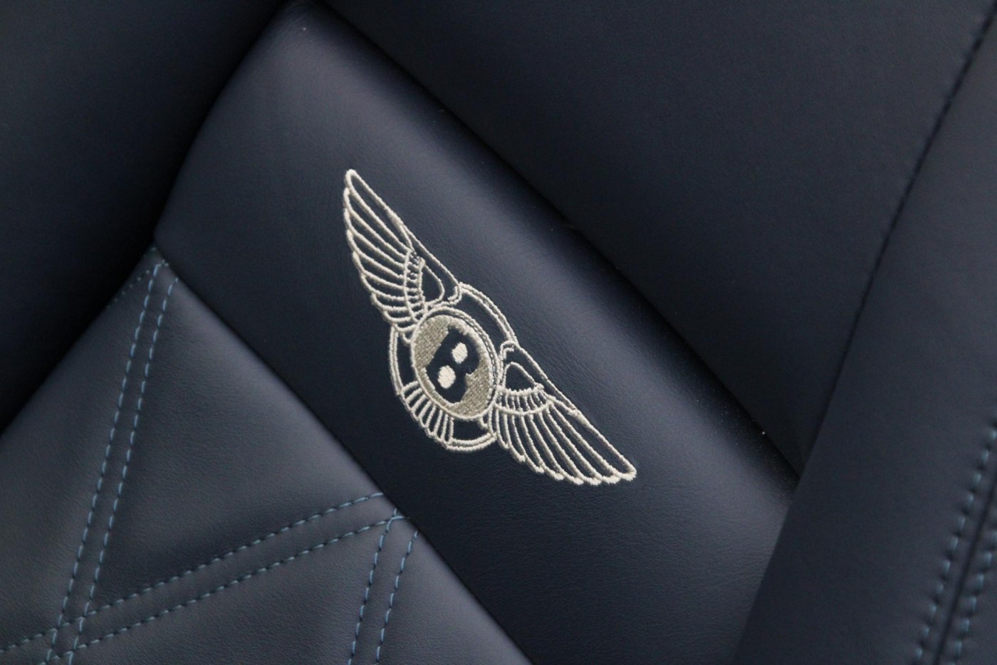 Bentley Continental GTC 6.0 W12 — foto 13 van 47