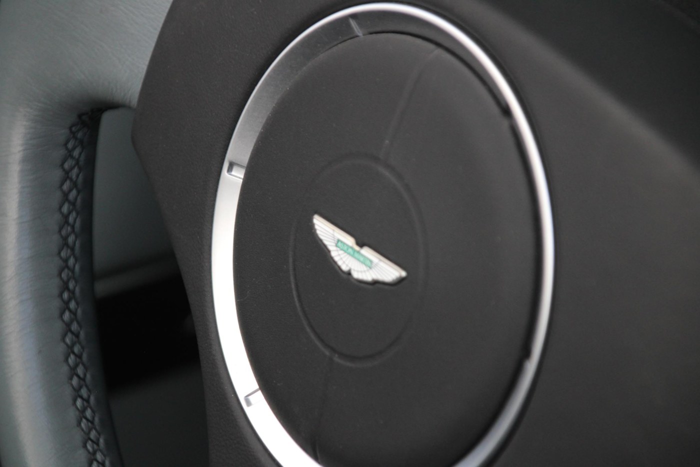 Aston Martin DB9 Volante 5.9 V12 Touchtronic — foto 10 van 33