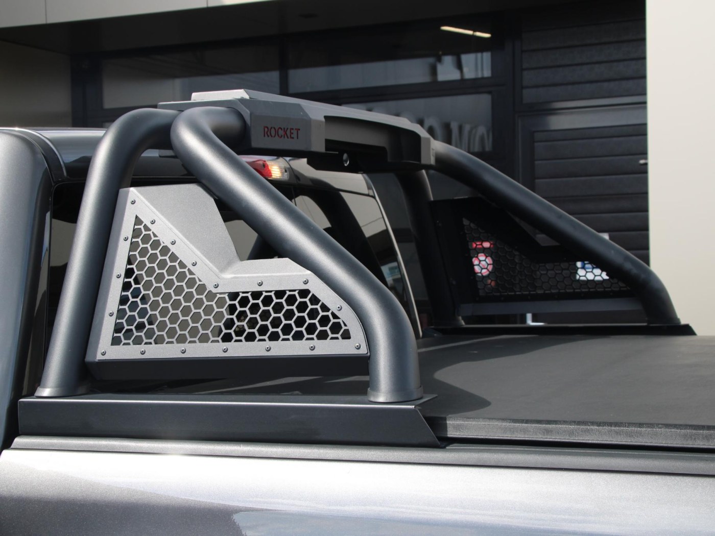 Dodge Ram 1500 5.7 V8 Crew Cab Limited Night Edition — foto 44 van 78