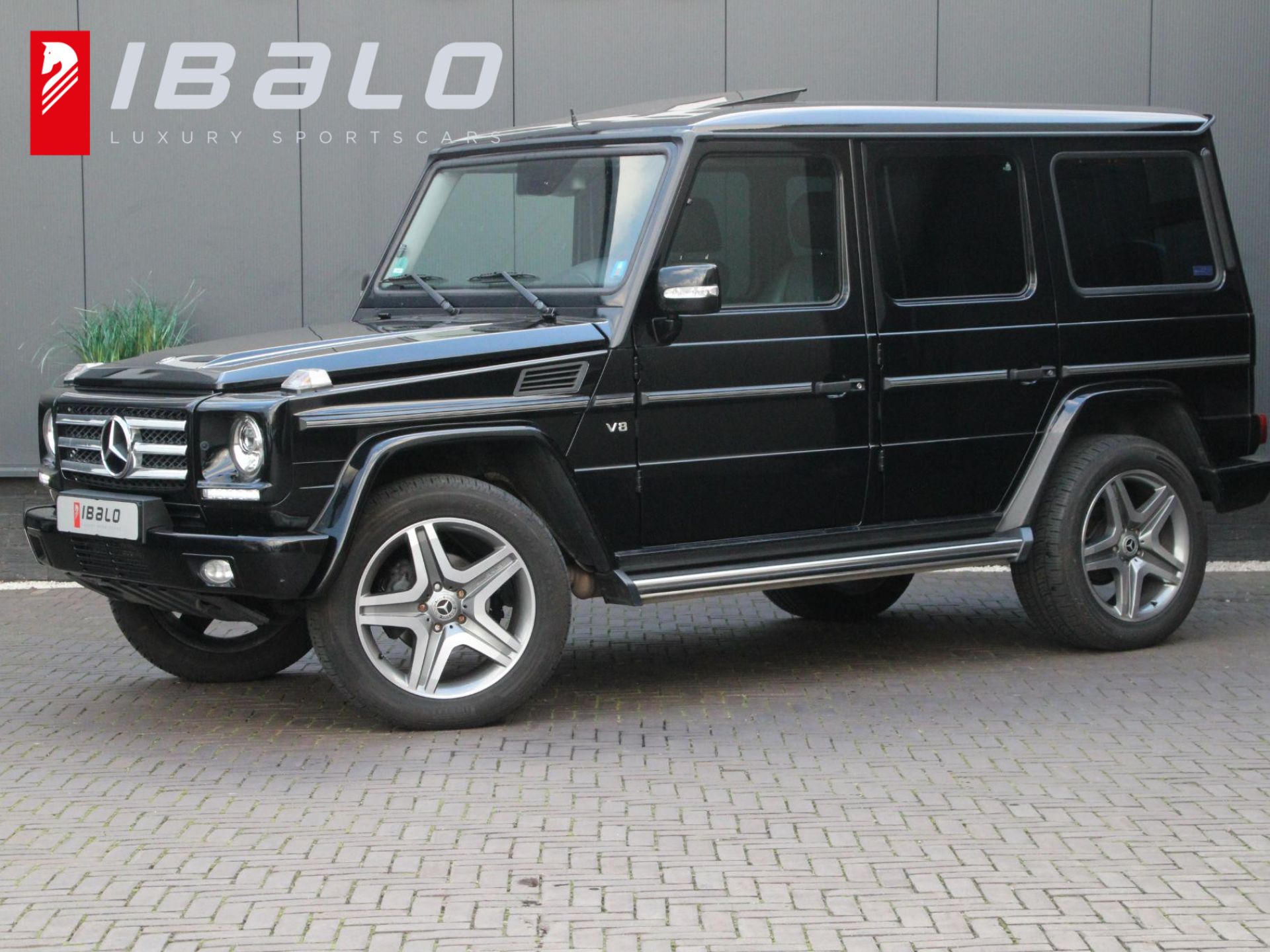 Mercedes-Benz G 500