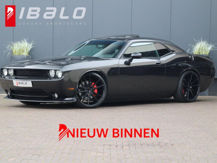Dodge Challenger SRT8 6.1 HEMI V8 | 22 inch | Sportuitlaat |