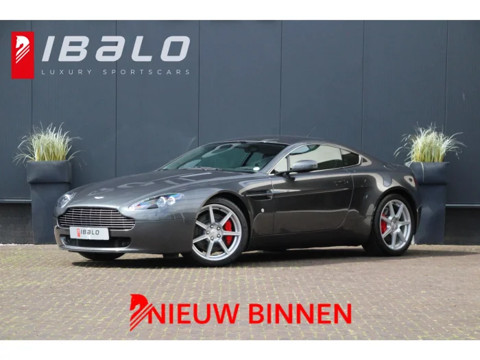 Aston Martin V8 Vantage | Handbak 6 | Youngtimer | BTW-auto |